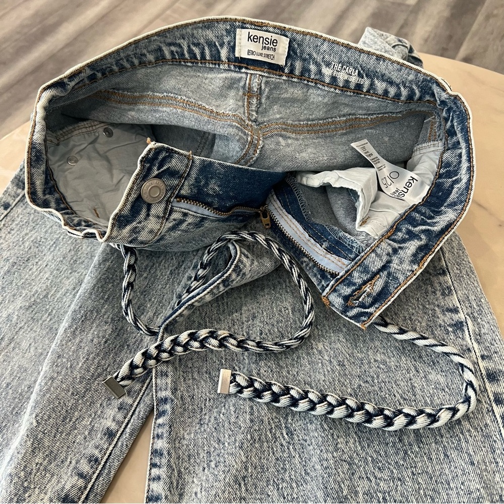 Kensie High Rise Wide Leg Jeans. - Picture 7 of 16